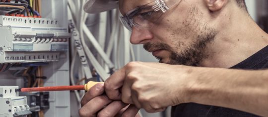 Travaux d'électricité : trouver des artisans spécialisés à Nort sur Edre