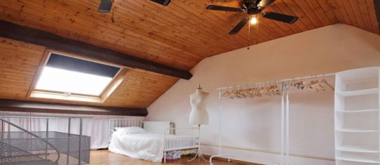 Conseils pour aménager une chambre sur mesure sous combles